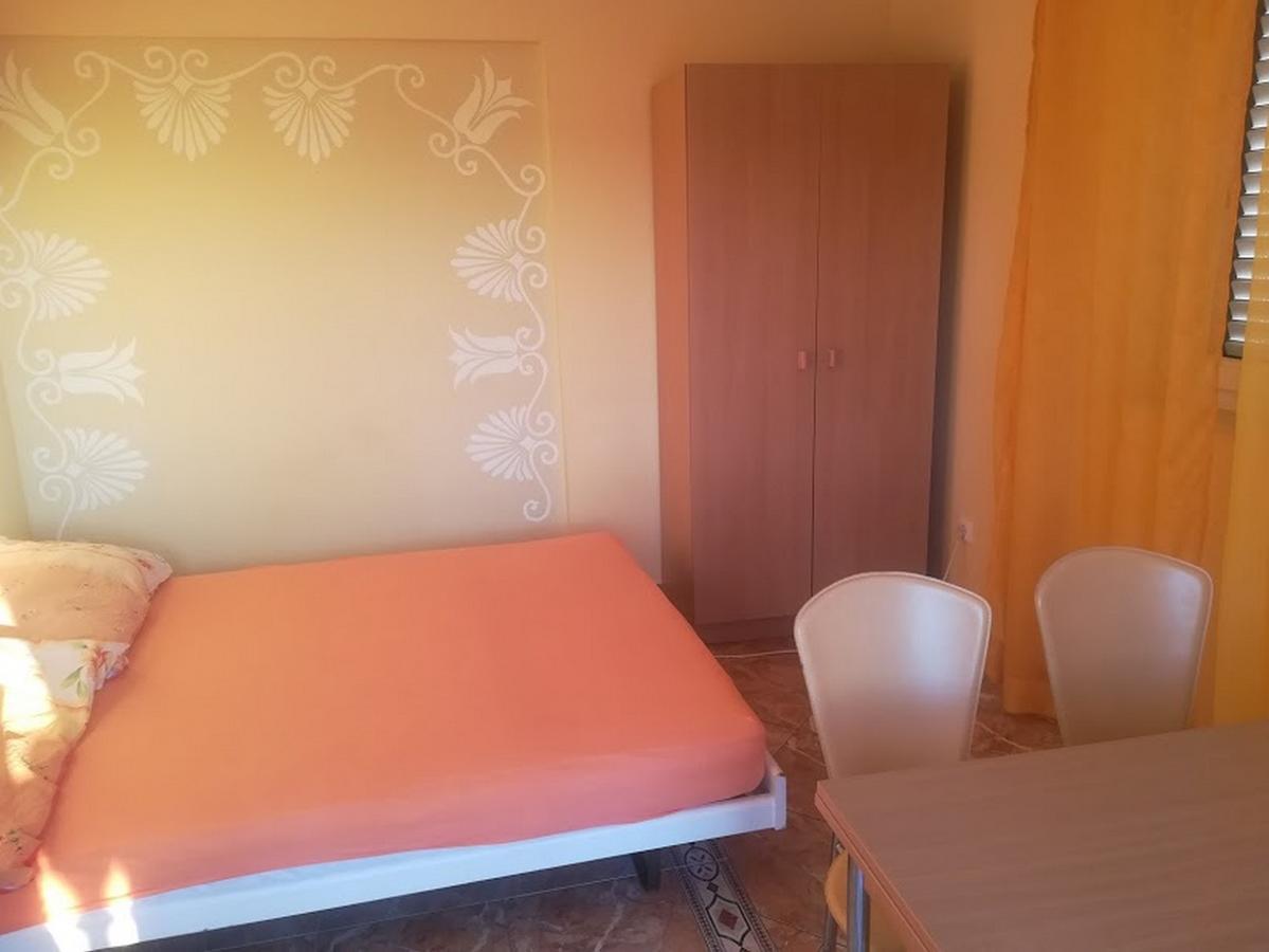 Barisic Hrvatskih Zrtava 404 Seget Vranjica Apartment *