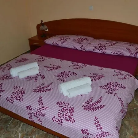 Apartments Barisic Hrvatskih Zrtava 404 Seget Vranjica Trogir Exterior foto