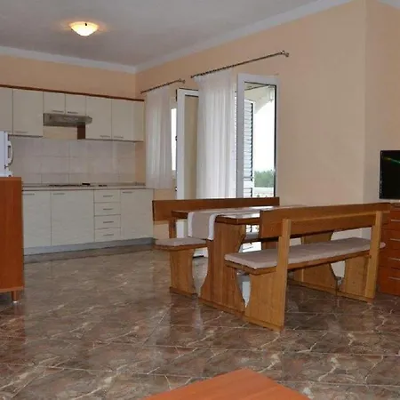 Apartments Barisic Hrvatskih Zrtava 404 Seget Vranjica Trogir Exterior foto