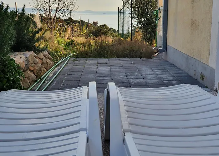 Apartments Barisic Hrvatskih Zrtava 404 Seget Vranjica