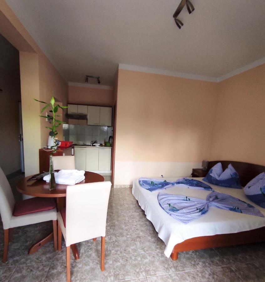 Apartment Barisic Hrvatskih Zrtava 404 Seget Vranjica *