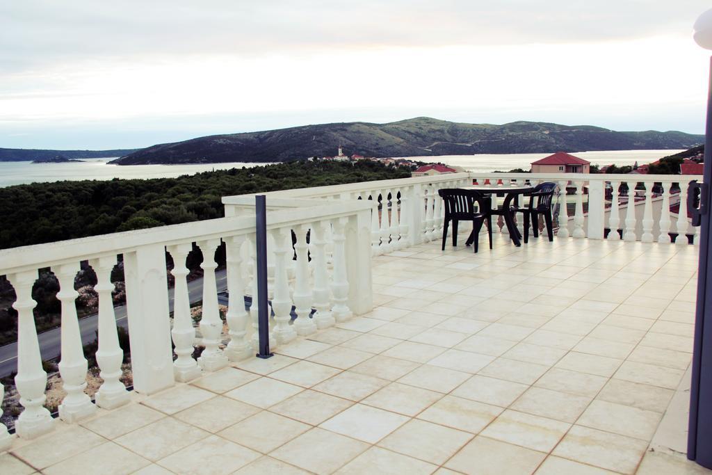 Barisic Hrvatskih Zrtava 404 Seget Vranjica Apartment Trogir