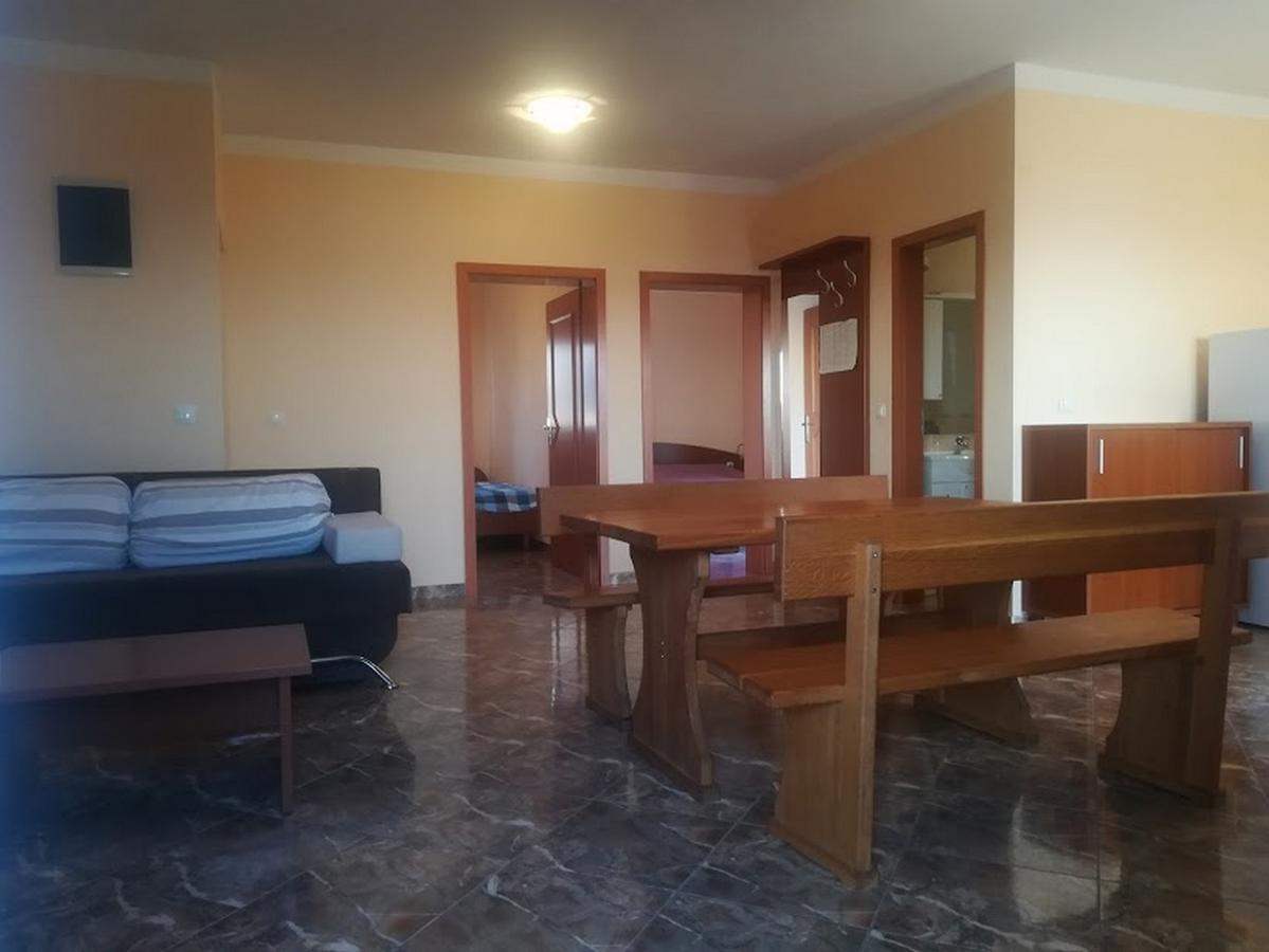 Barisic Hrvatskih Zrtava 404 Seget Vranjica Apartment