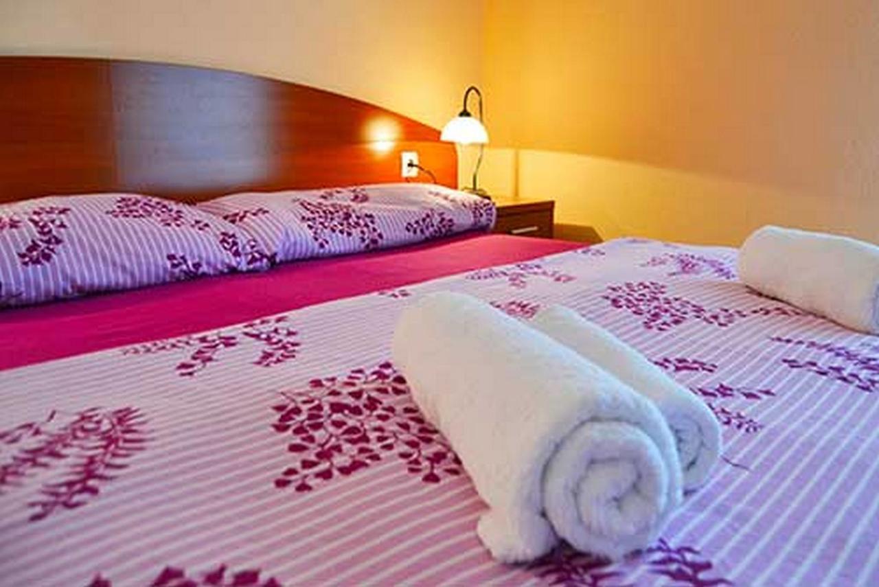 Barisic Hrvatskih Zrtava 404 Seget Vranjica Apartment Trogir