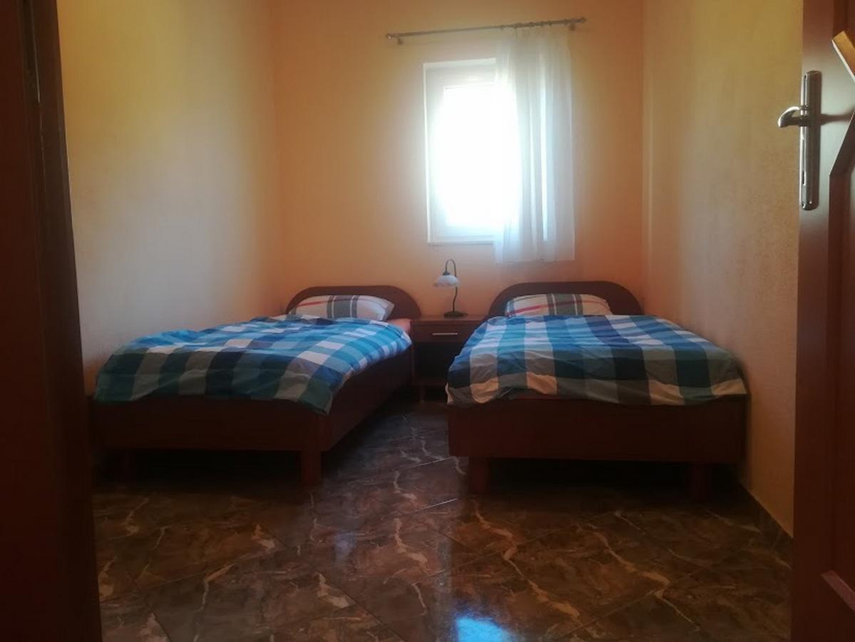 Apartment Barisic Hrvatskih Zrtava 404 Seget Vranjica