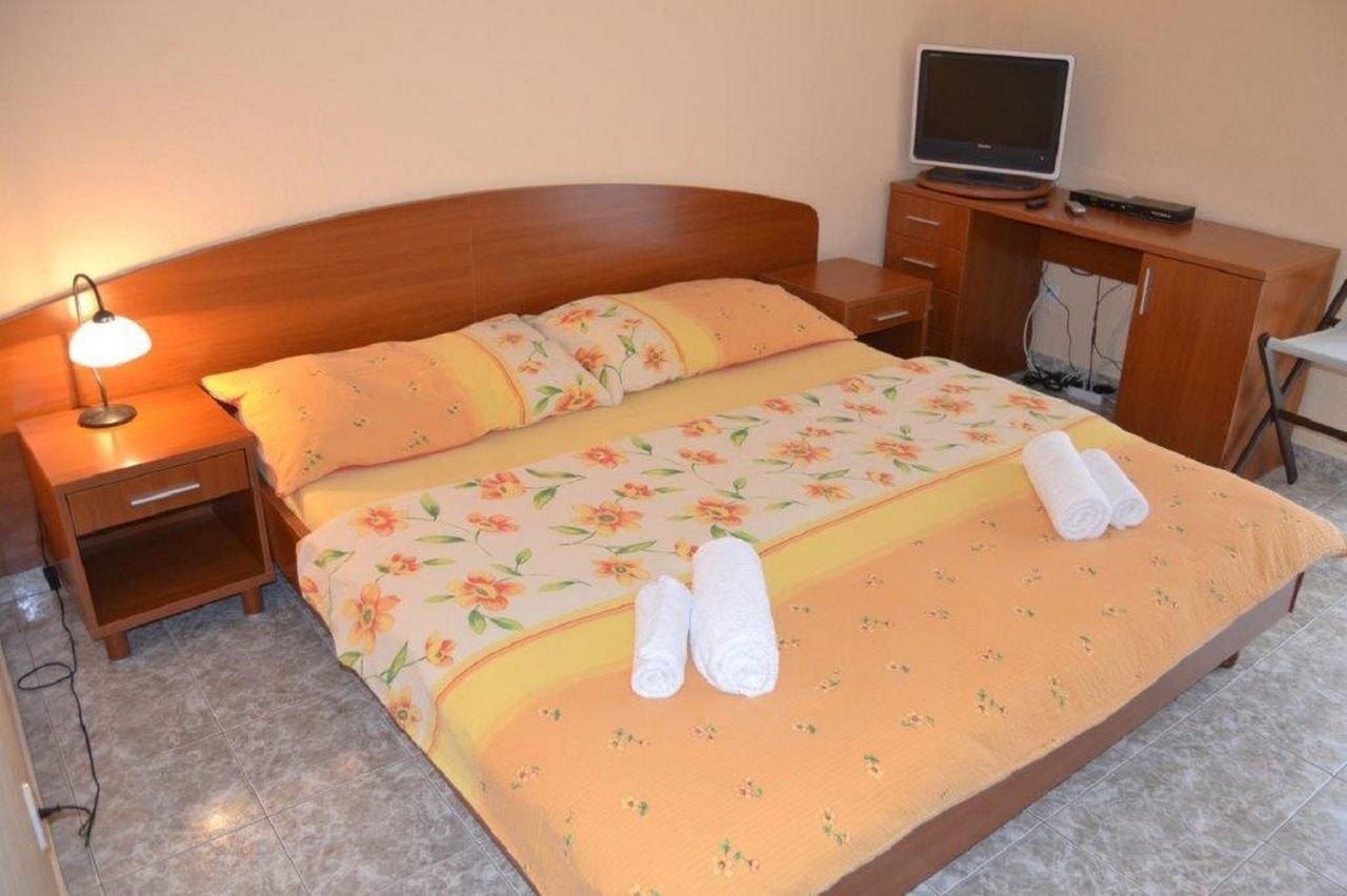 Barisic Hrvatskih Zrtava 404 Seget Vranjica Trogir