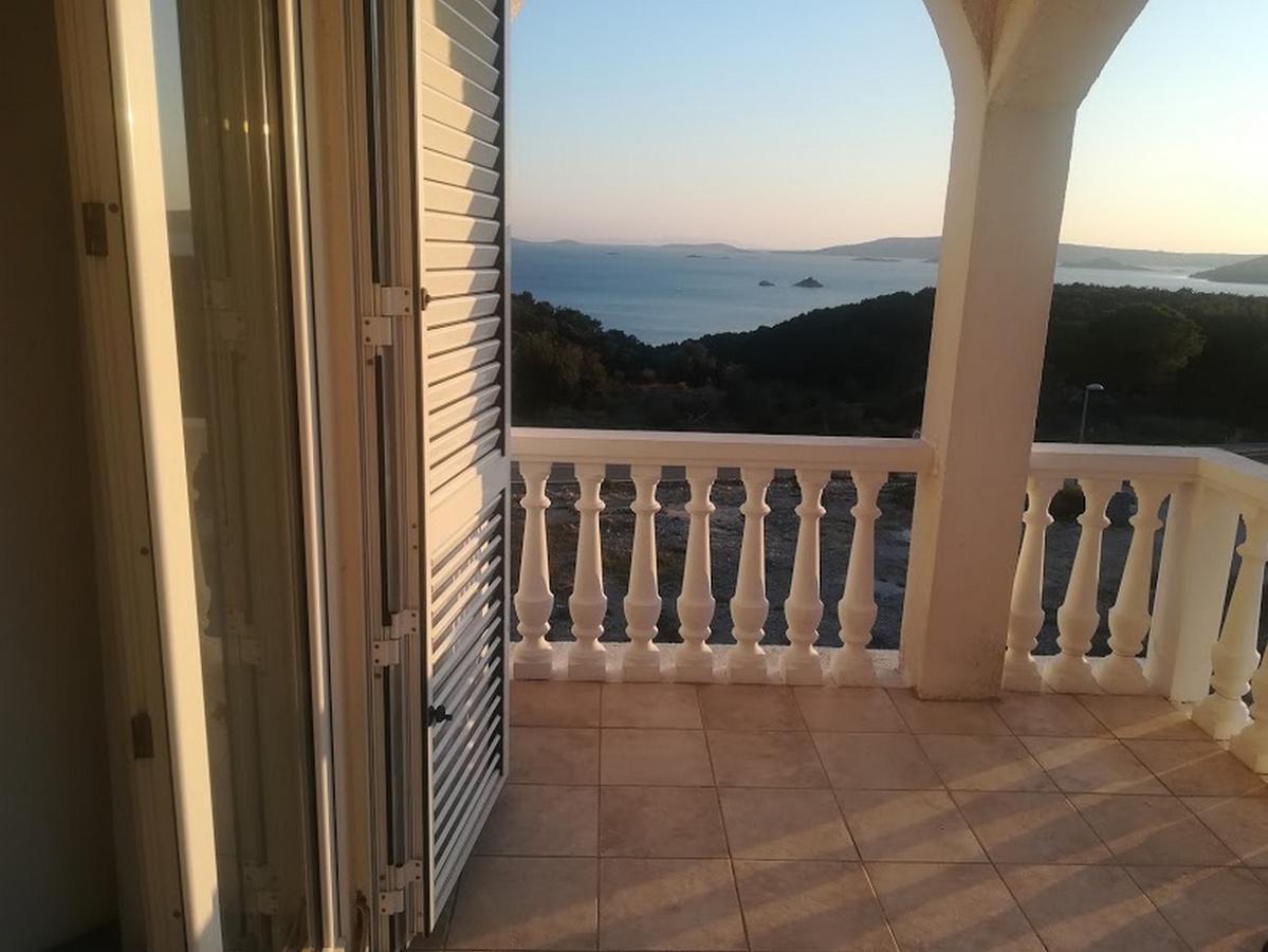 Barisic Hrvatskih Zrtava 404 Seget Vranjica * Trogir